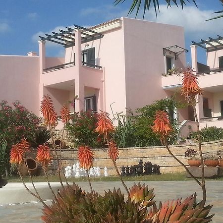 Irides Luxury Studios & Apartments Aegina Kültér fotó